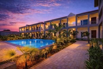 luxuriaa-inn-resort.jpg